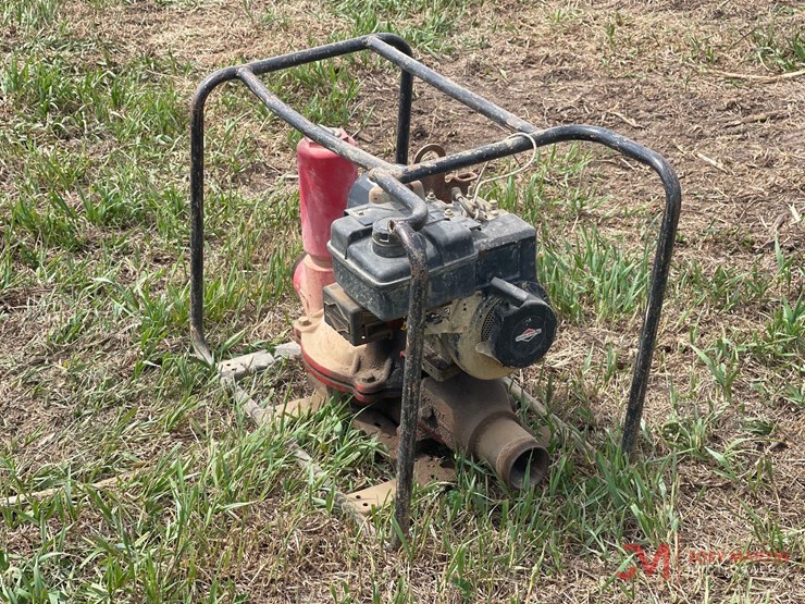 homelite3"-trash-pump-image-1