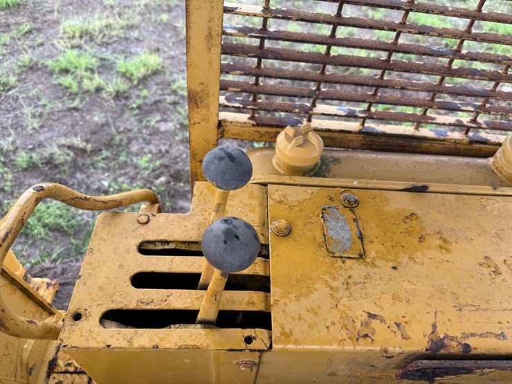 caterpillar-941b-image-19