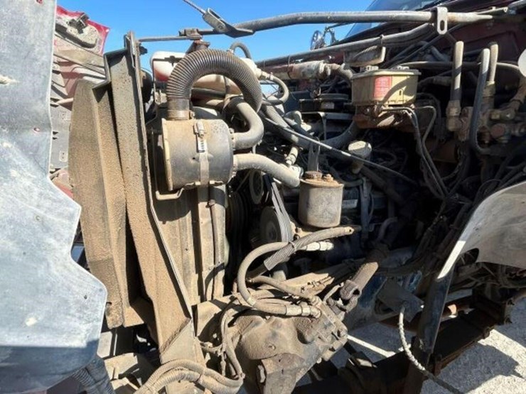 1996-ford-f700-image-22