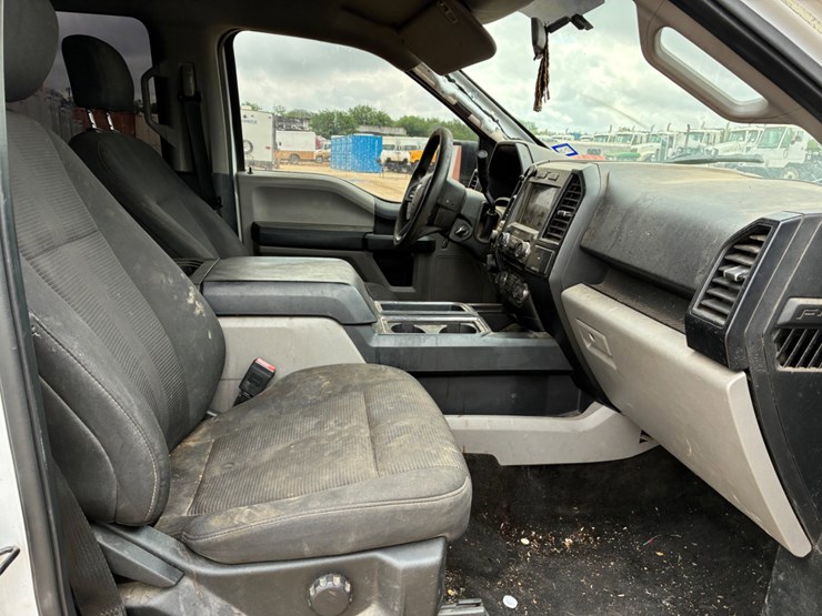 2018-ford-f150-image-8