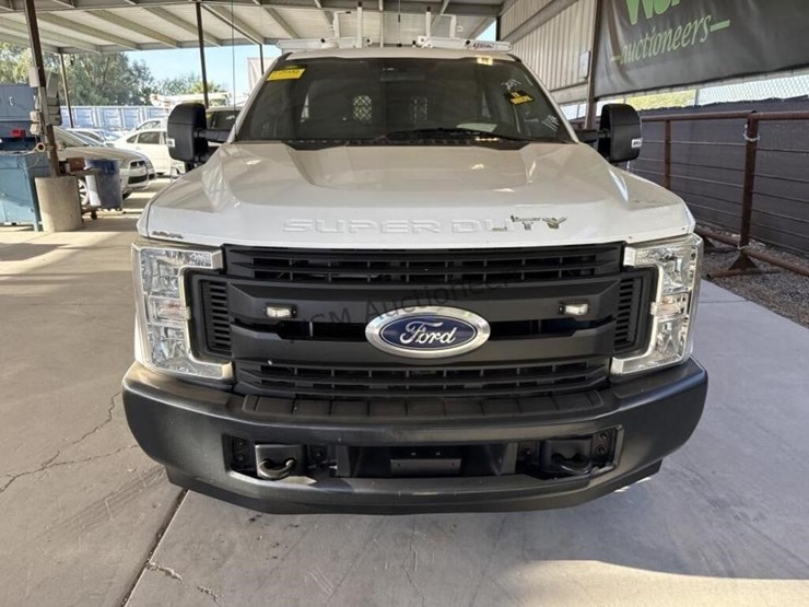 2019-ford-f250-image-3