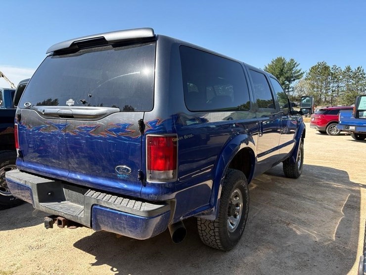 2001-ford-excursion-image-6