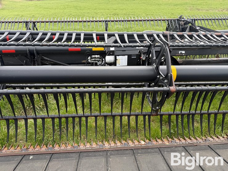 2019-mac-don-fd140-image-12