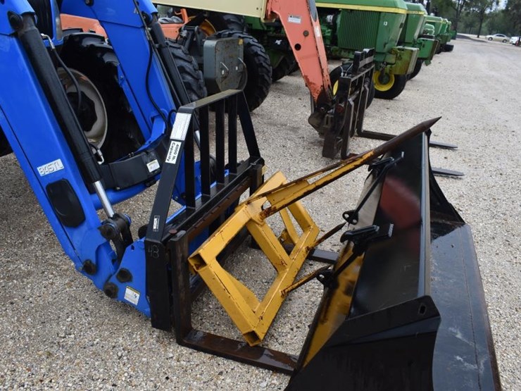 new-holland-845tl-image-4