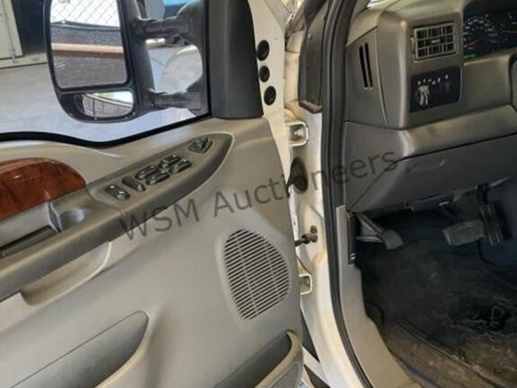 2003-ford-f350-image-22