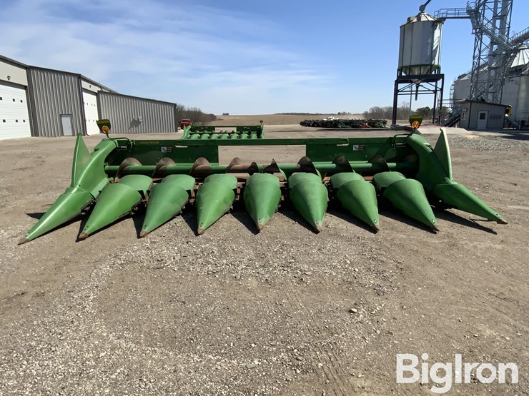 2013-john-deere-608c-image-2