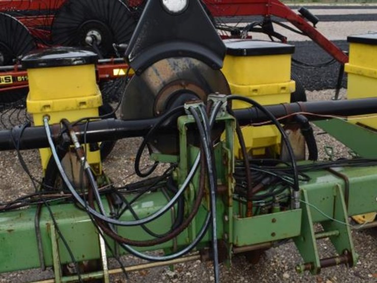 john-deere-2-image-6