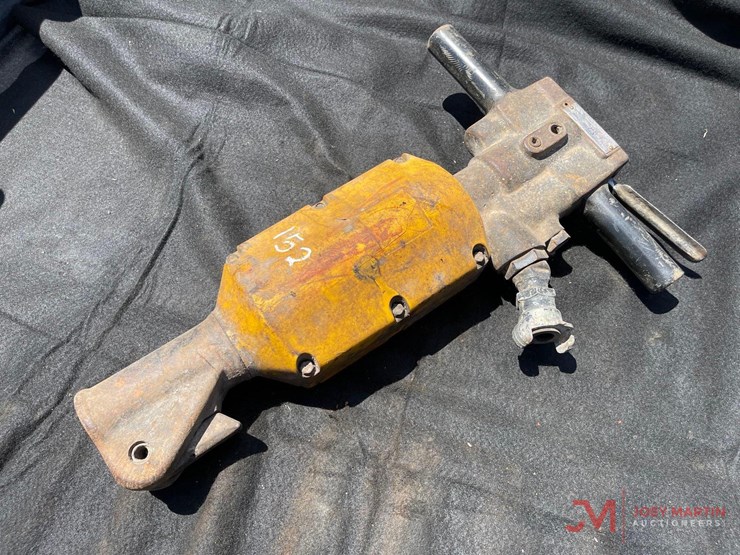 pneumatic-jack-hammer-image-1