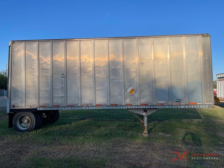 1990-strick-trailer-image-2