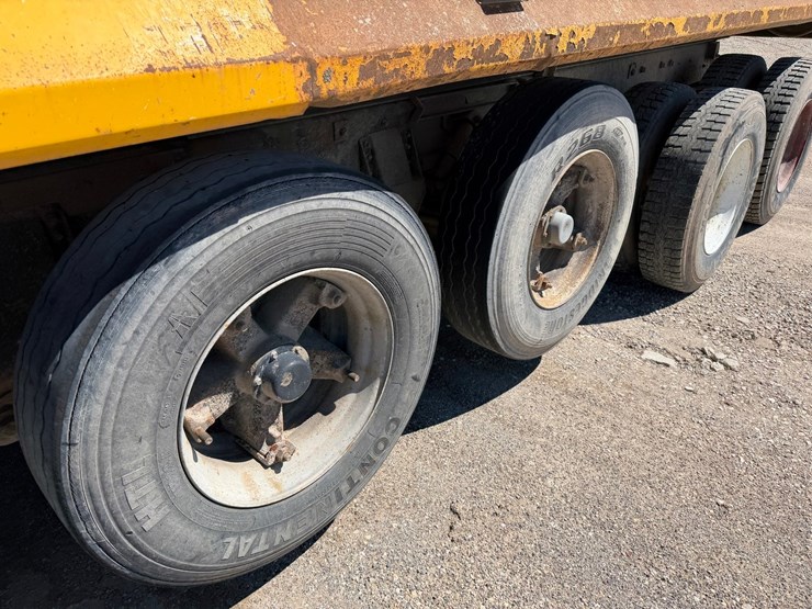 1995-mack-cl713-image-13