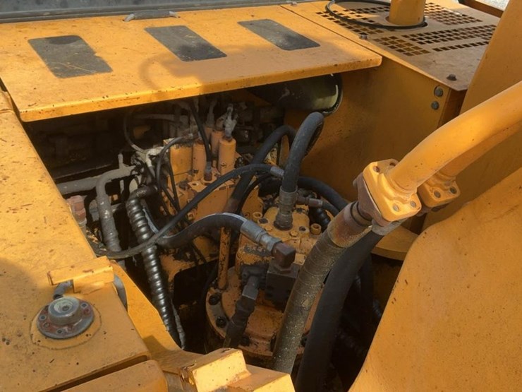 2012-hyundai-robex-290-lc-7a-image-16