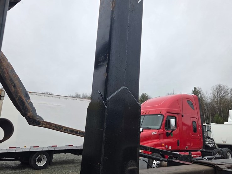 1995-peterbilt-357-image-41