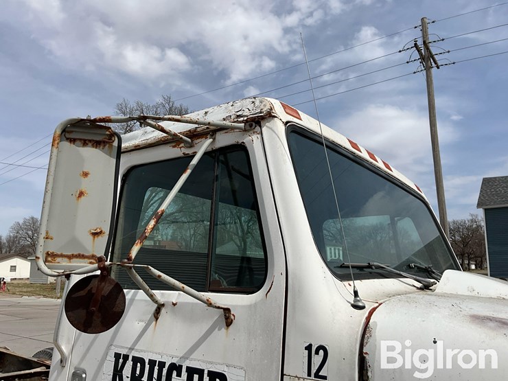 1979-international-345-image-18