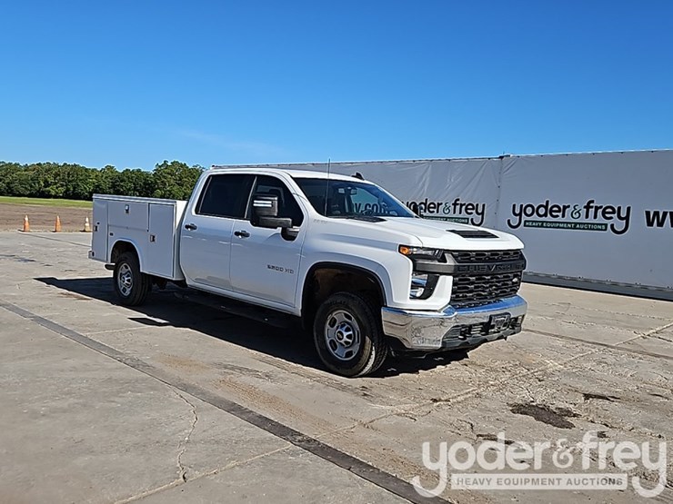 2022-chevrolet-2500hd-image-7