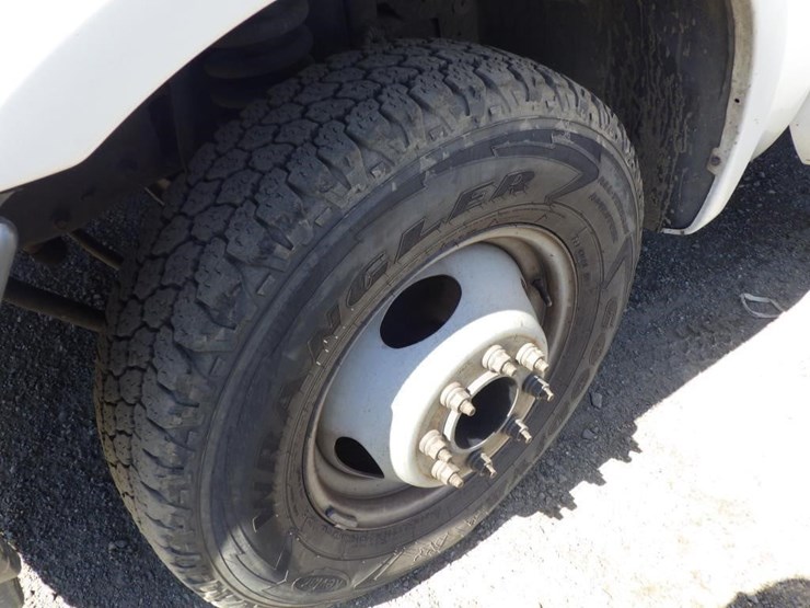 2002-ford-f350-image-13