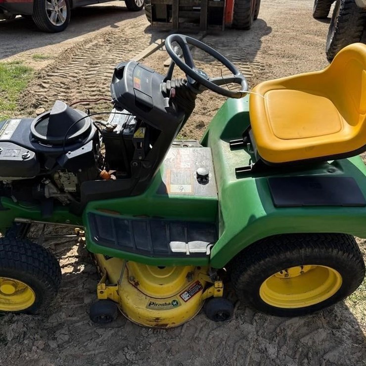 JOHN DEERE 17