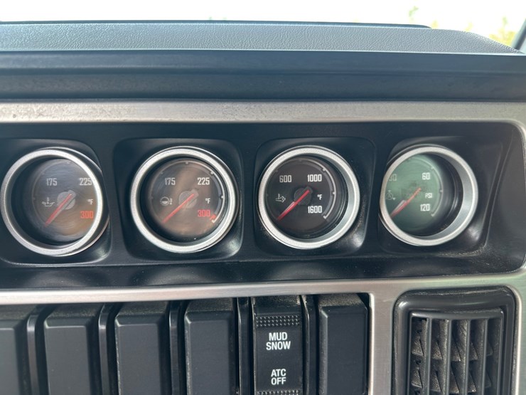 2019-massey-ferguson-8-image-37