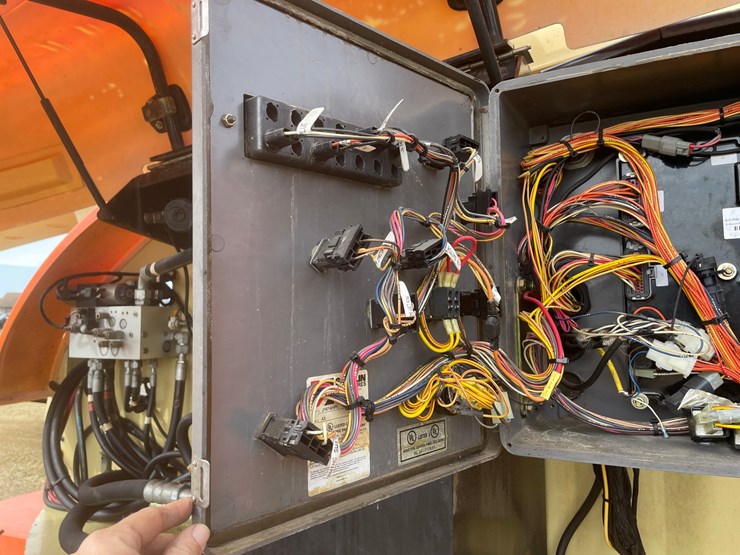 2007-jlg-860sj-image-19