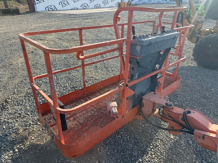 2007-jlg-400s-image-11