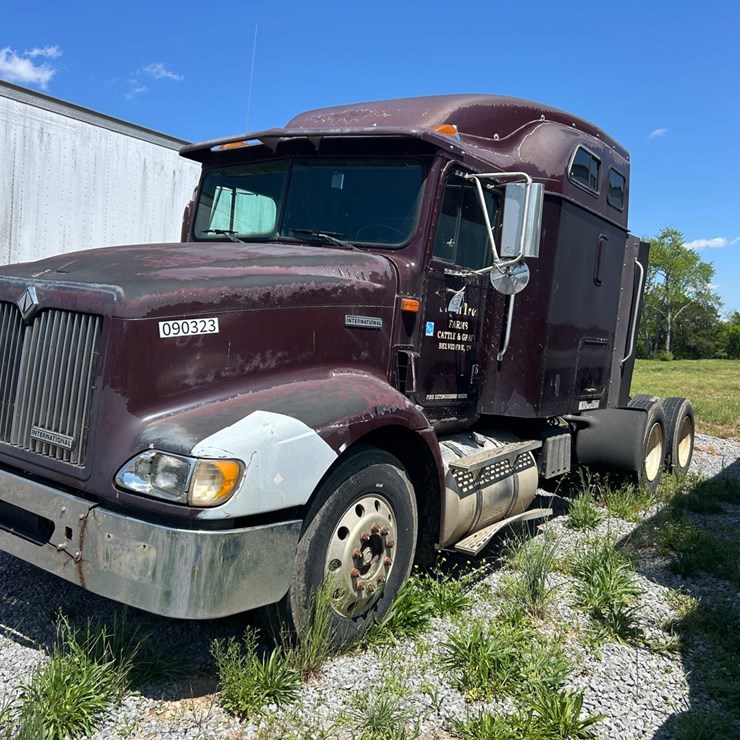 1999 INTERNATIONAL 9200