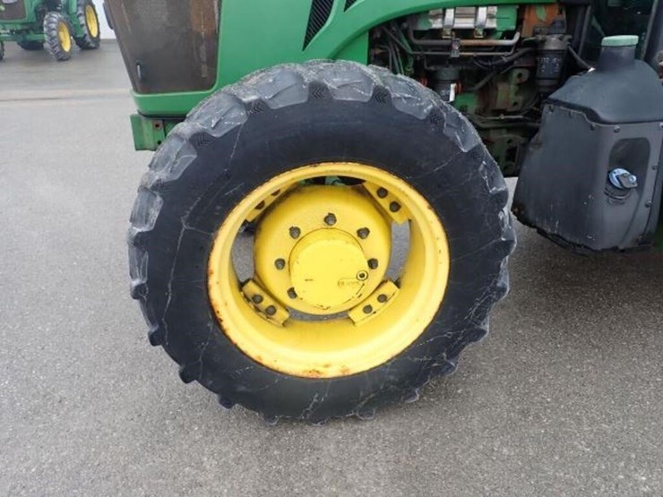 2016-john-deere-5085e-image-63