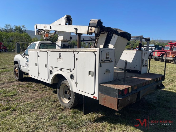 2001-chevrolet-3500hd-image-4