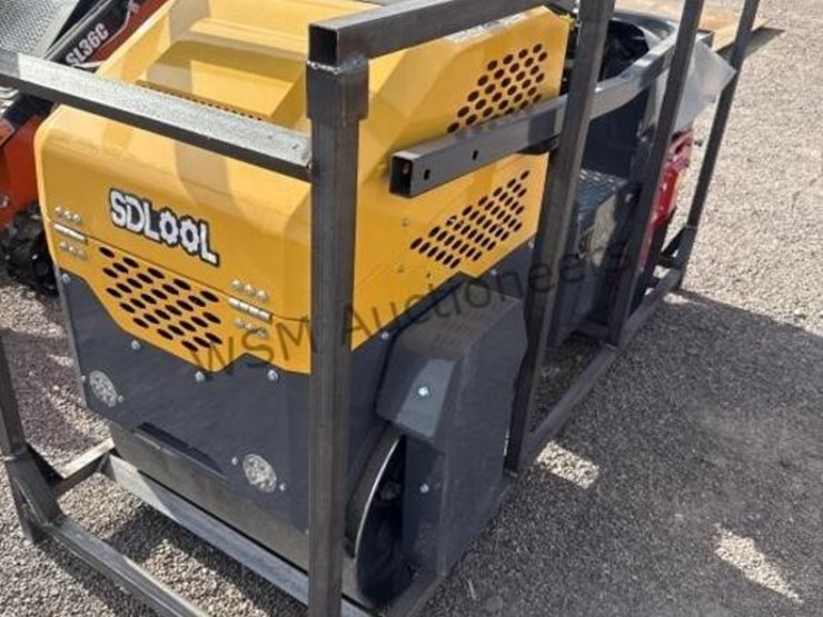 2026-sdl-1000-vibratory-roller-image-5