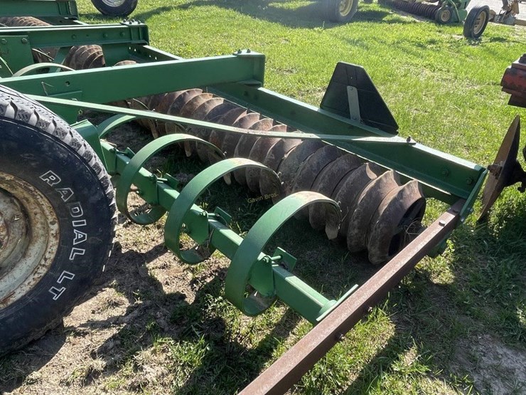 john-deere-15-image-3