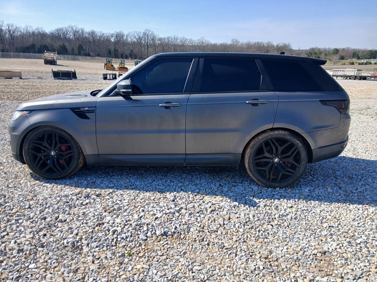 2016-land-rover-range-rover-image-3