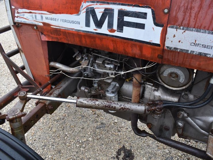massey-ferguson-230-image-11