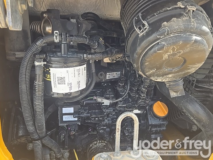 2019-deere-35g-image-42