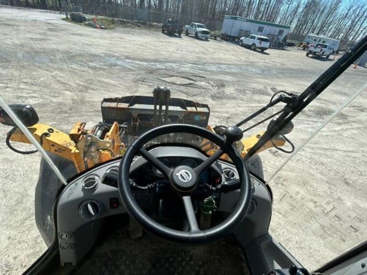 2019-volvo-l60h-image-19