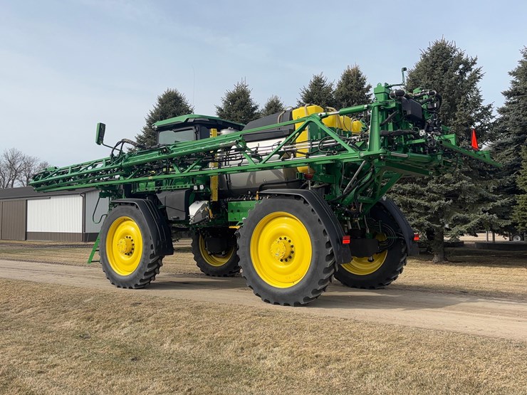 2024-john-deere-612r-image-14