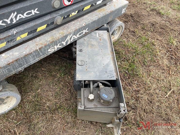 2016-skyjack-sjiii3219-image-13
