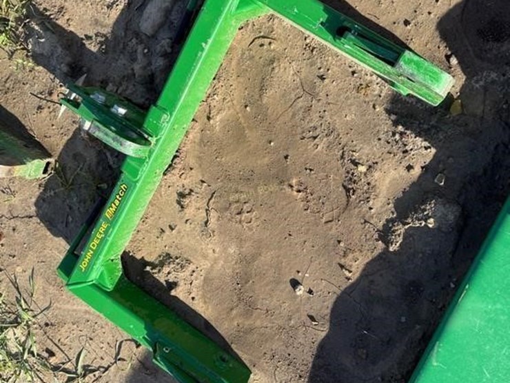 john-deere-30-image-2