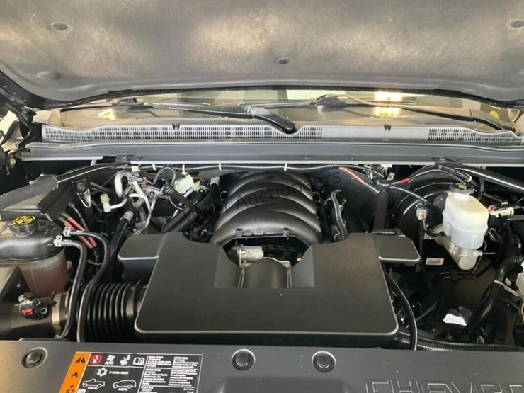 2019-chevrolet-tahoe-image-10