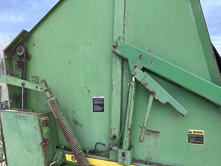 john-deere-510-image-22