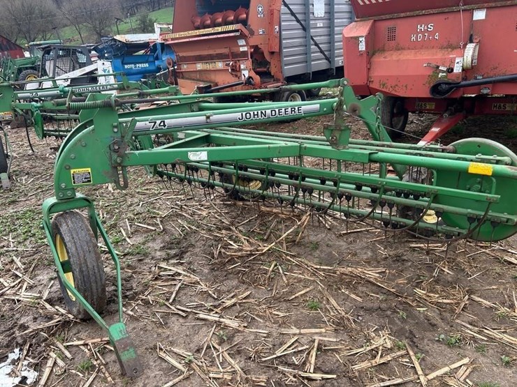 john-deere-74-image-6