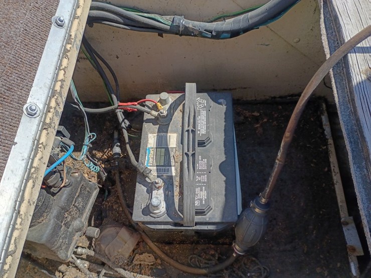 #23725-•-1986-star-bass-boat-and-trailer-image-41