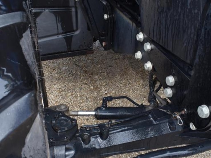 new-holland-845tl-image-7