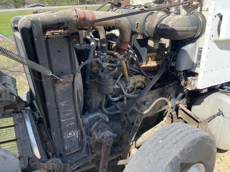 1989-peterbilt-375-image-17