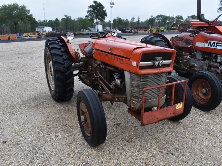 massey-ferguson-135-image-2