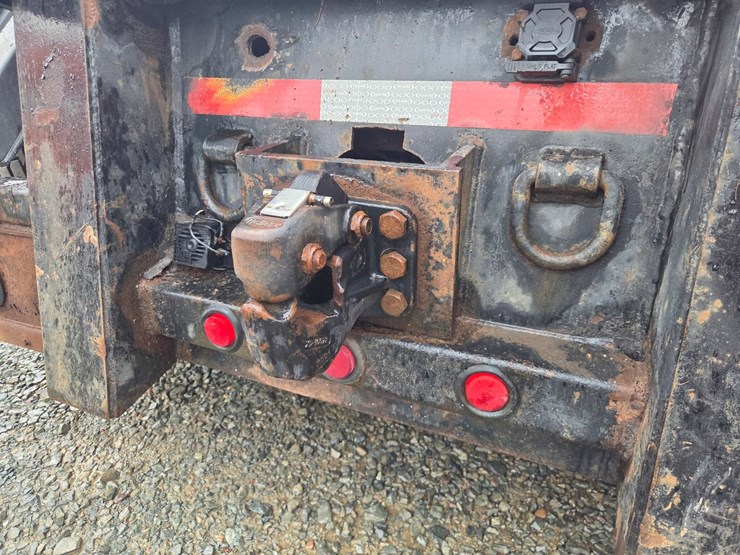 1995-peterbilt-357-image-52