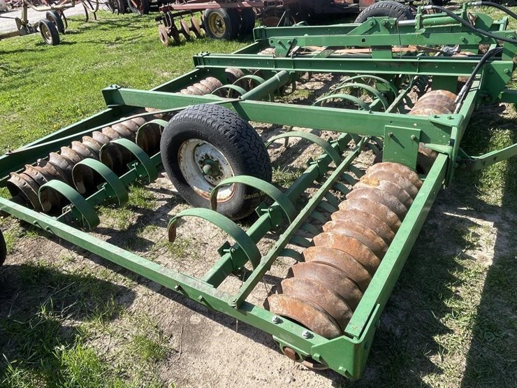 john-deere-15-image-5