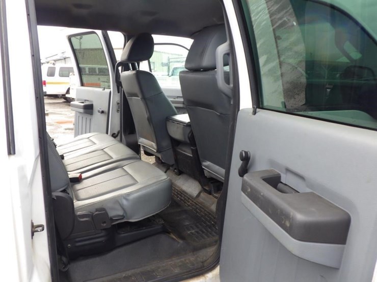 2016-ford-f550-image-8