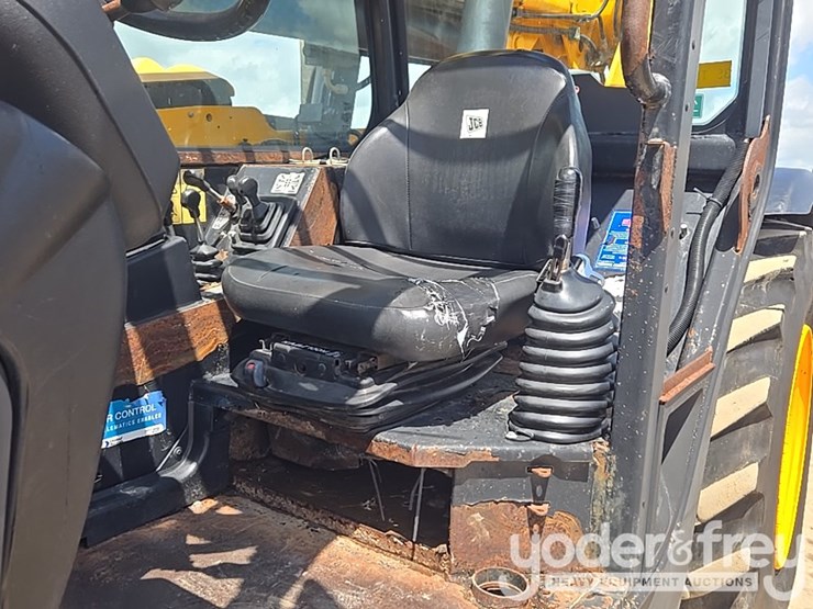 2018-jcb-510-56-image-63