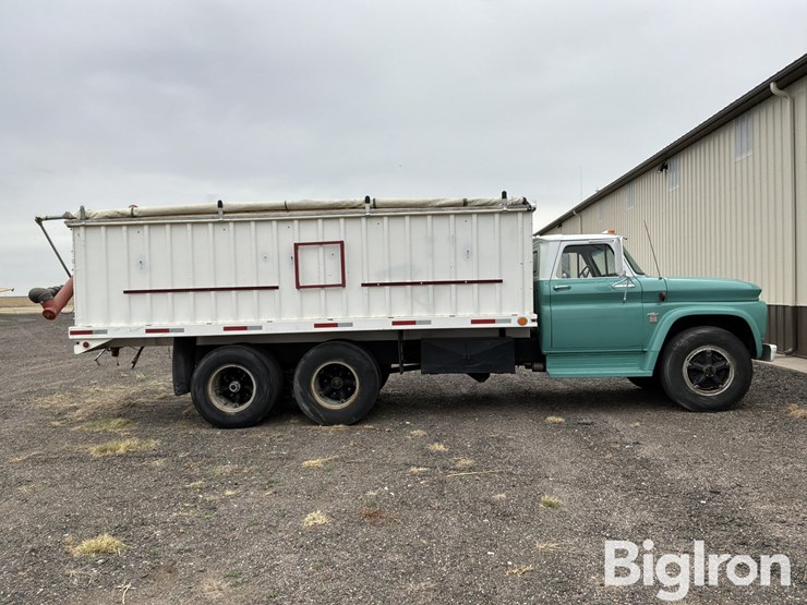 1964-chevrolet-c65-image-4