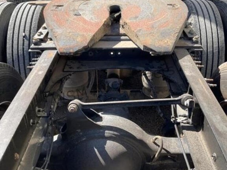 2022-volvo-vnl-760-t/t-image-11