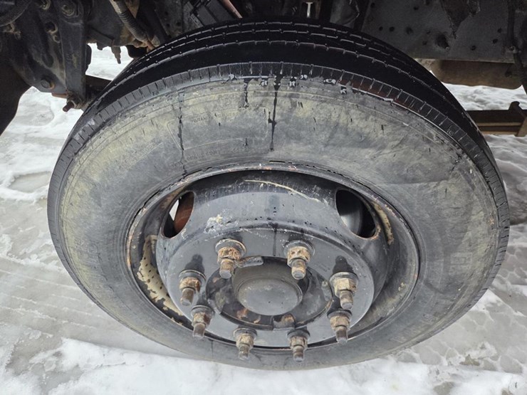 2005-massey-ferguson-8-image-53