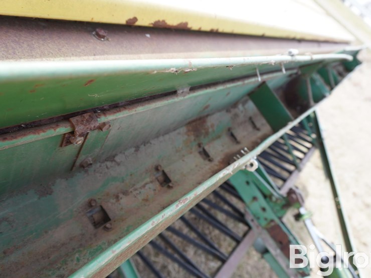 john-deere-8300-image-19